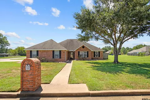 511 Mitchell St, Crockett, TX 75835