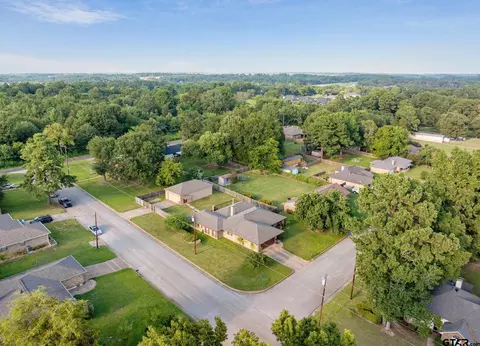 11422 Sante Fe Trl, Tyler, TX 75703