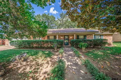 302 Laurel St, Kilgore, TX 75662