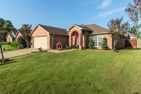 272 Cass Cir, Flint, TX 75762