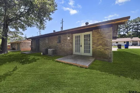 2932-2934 Bernice Dr, Longview, TX 75604 photo 13