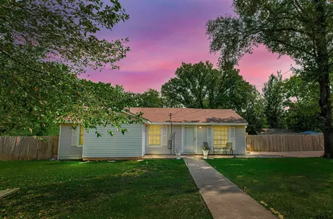 1706 S 1708 S Lake Harris Rd, White Oak, TX 75693