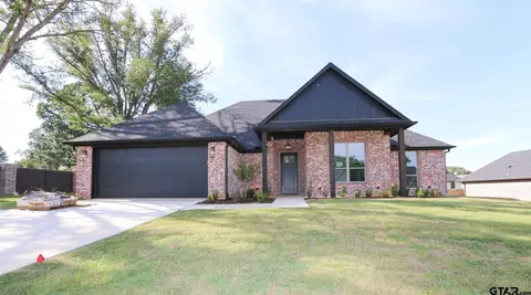 11984 Gillian Ct, Tyler, TX 75703