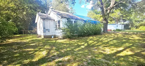 519 E Longview St, Arp, TX 75750