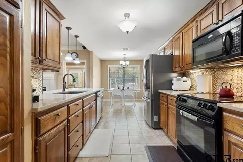 319 E Hideaway, Hideaway, TX 75771 photo 5