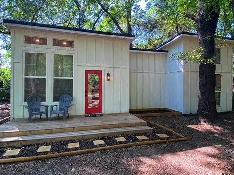 18165 C R 446 UNIT 1, Lindale, TX 75771