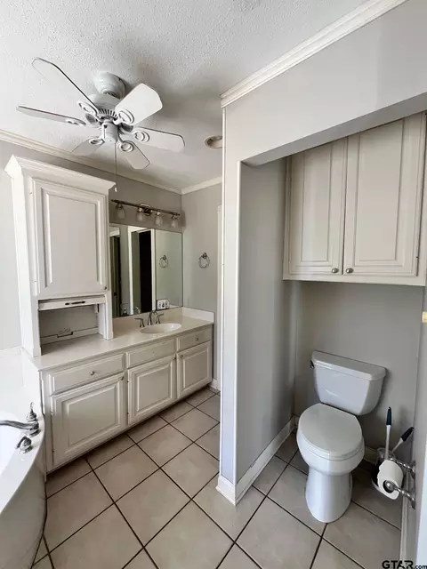 403 E Front St, Arp, TX 75750 photo 17