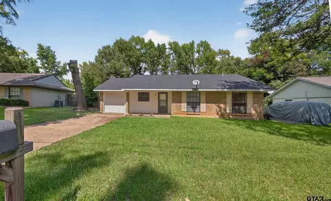 2304 Pinkerton Dr, Tyler, TX 75701