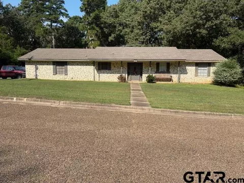 449 Ruth St, Hawkins, TX 75765