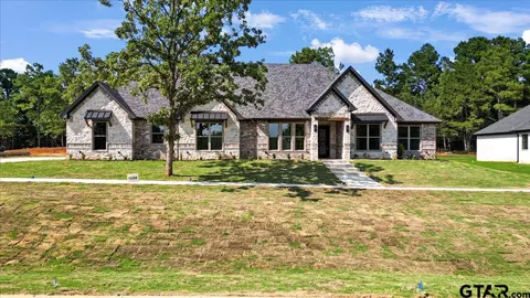 12336 Oak Grove Dr, Lindale, TX 75706