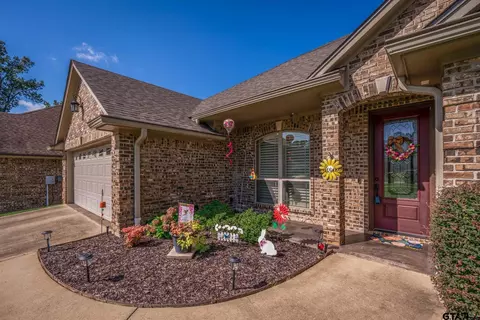 3003 Celebration Way, Longview, TX 75605 photo 2