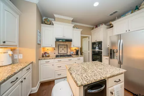 3003 Celebration Way, Longview, TX 75605 photo 11
