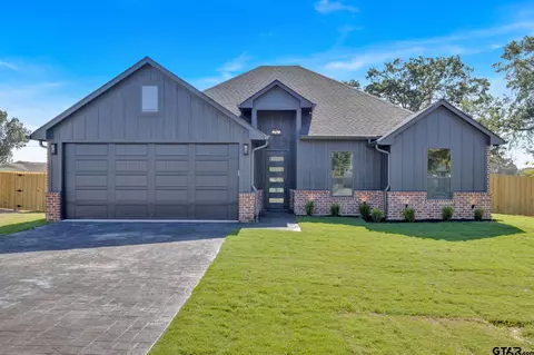 11089 W Tammi Trl, Tyler, TX 75709