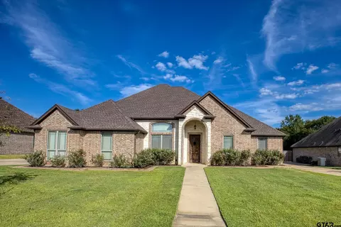 21375 Boone Dr, Bullard, TX 75757