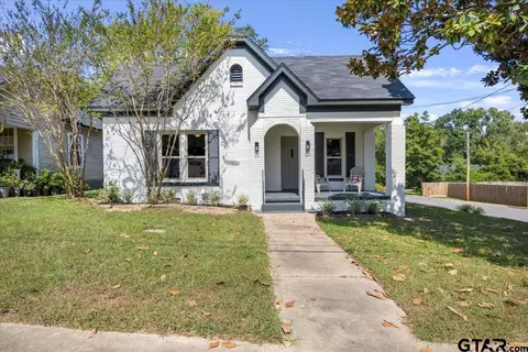 200 Sunset Ave, Henderson, TX 75654