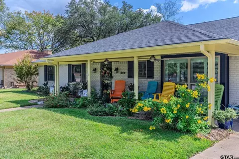504 Vonda Dr, Sulphur Springs, TX 75482