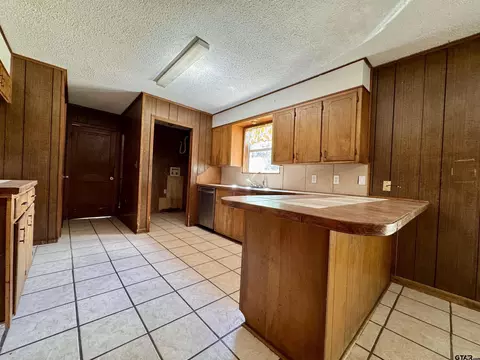 1467 Willow Oak Rd, Gladewater, TX 75647 photo 6