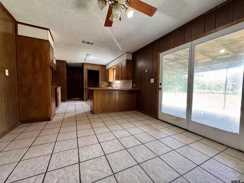 1467 Willow Oak Rd, Gladewater, TX 75647 photo 5