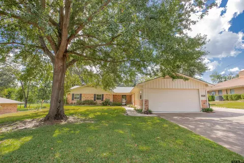 1120 Fairway Dr W, Hideaway, TX 75771