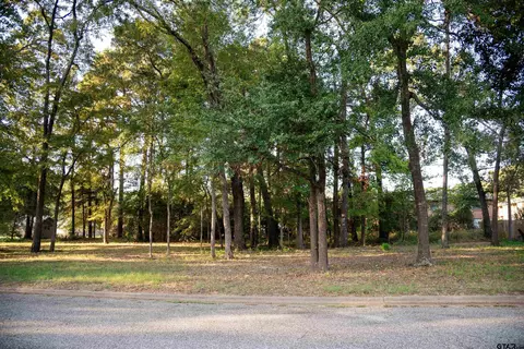 1103 Glenfawn St, Jacksonville, TX 75766