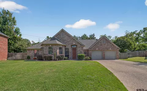 5401 Andover Dr, Tyler, TX 75707