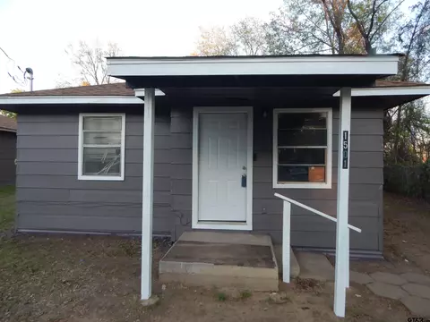 1501 N Dargan Ave, Tyler, TX 75702