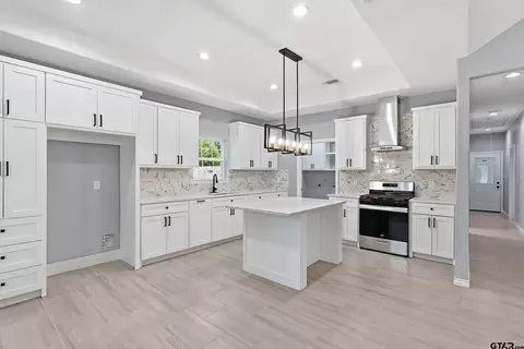 Kitchen - 1007 E 1st St, Mount Pleasant, TX 75455 photo 1 of 1