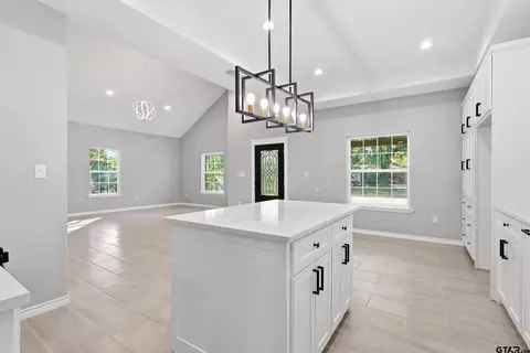Entry Way - 1007 E 1st St, Mount Pleasant, TX 75455 photo 1 of 2