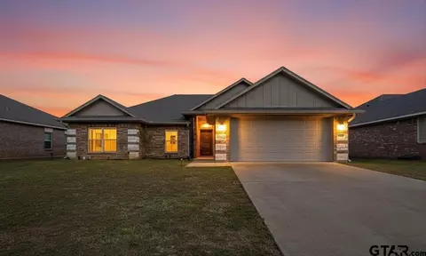 438 Ambrose Ave, Tyler, TX 75704