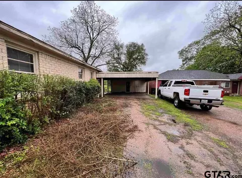 242 E Main St, Van, TX 75790 photo 3