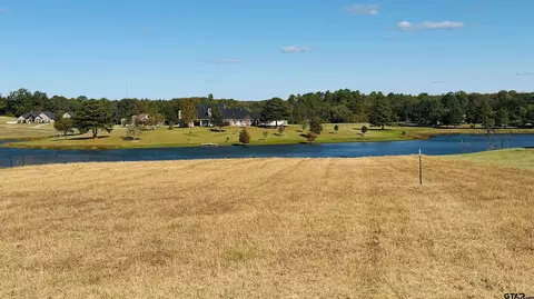 23500 Champion Dr, Lindale, TX 75771