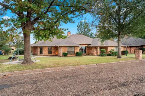 2303 Deanna Dr, Mount Pleasant, TX 75455