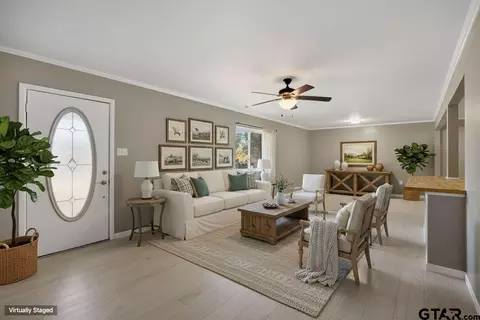 291 E Main, Van, TX 75790