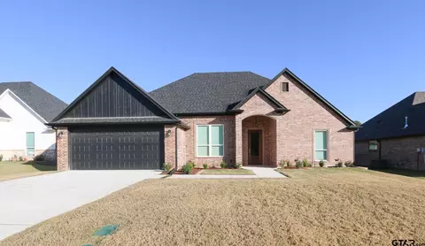 11942 Gillian Ct, Tyler, TX 75703