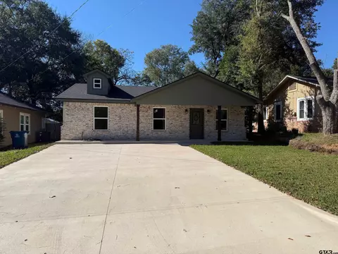 115 Fulton, Jacksonville, TX 75766