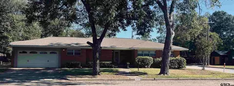 600 N Johnson, Mineola, TX 75773