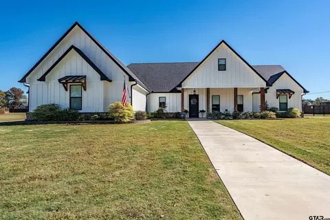 21471 Gatlinburg Rd, Bullard, TX 75757
