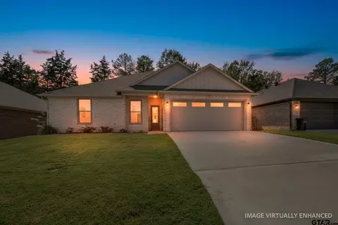 267 Oak Valley Dr, Gilmer, TX 75645