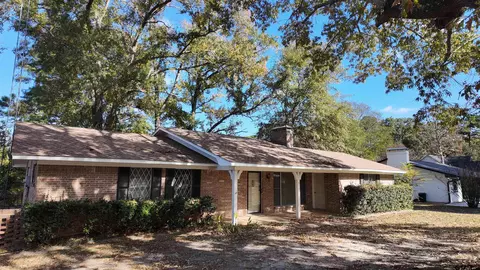 611 Northgate Rd, Hideaway, TX 75771