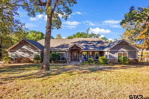 15831 Red Cloud Dr, Lindale, TX 75771