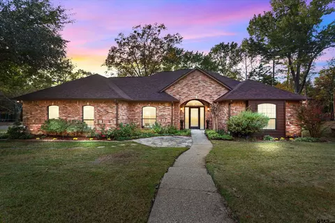 16058 Chris Ln, Tyler, TX 75703