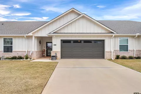 6111 Hamilton Meadows Way, Tyler, TX 75703
