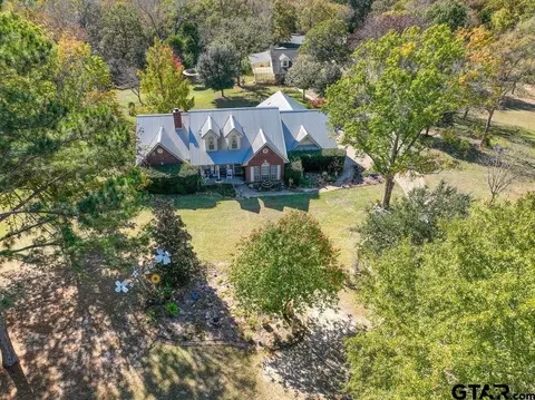 1570 An County Road 4034, Palestine, TX 75803