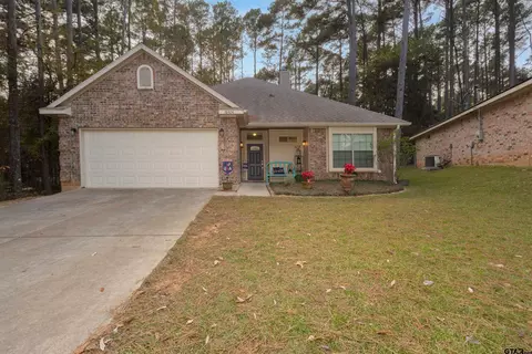 18424 Walnut Cir, Flint, TX 75762