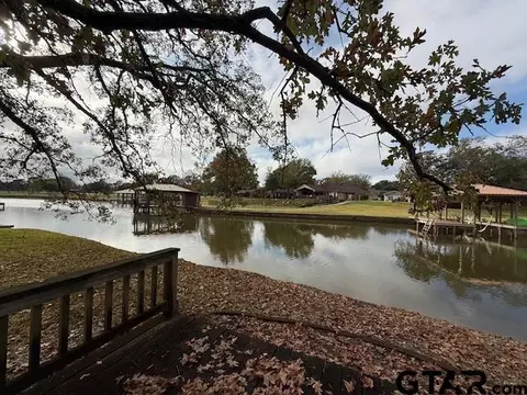 110 Williamsburg, Bullard, TX 75757