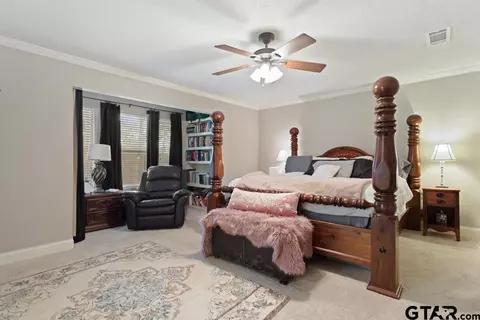 Bedroom - 412 E Hideaway Ln, Hideaway, TX 75771 photo 2 of 6