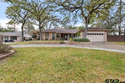 Exterior - 412 E Hideaway Ln, Hideaway, TX 75771 photo 11 of 12