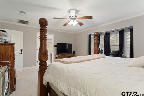 Bedroom - 412 E Hideaway Ln, Hideaway, TX 75771 photo 3 of 6