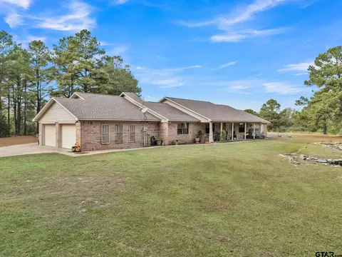 2802 Red Maple Rd, Big Sandy, TX 75755