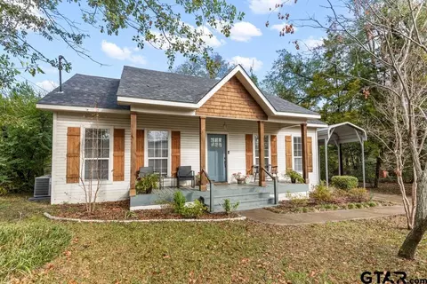 100 Gregg St, Mount Vernon, TX 75457